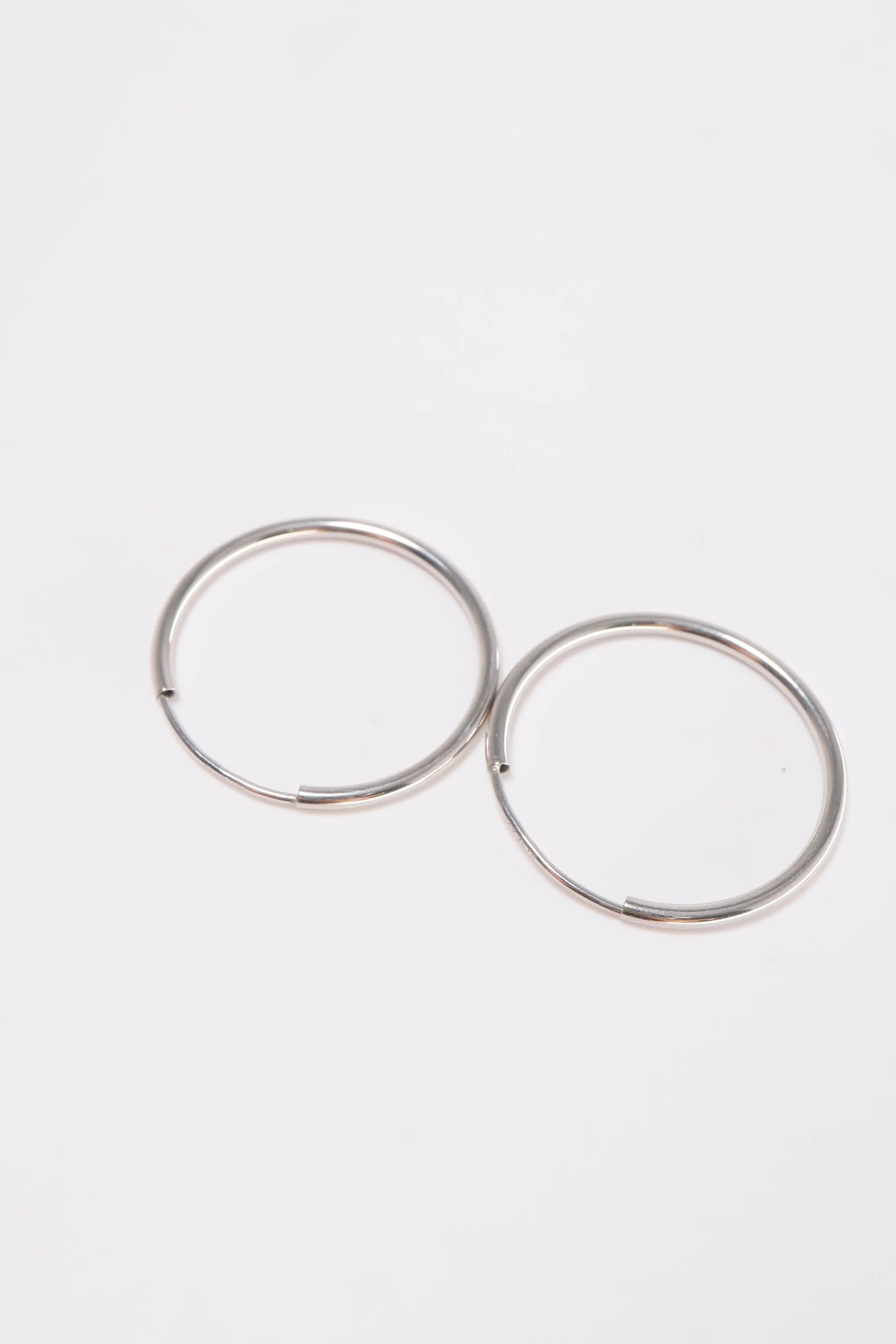 14K Solid White Gold 1.5mm Thickness Endless 25mm Hoop Earring