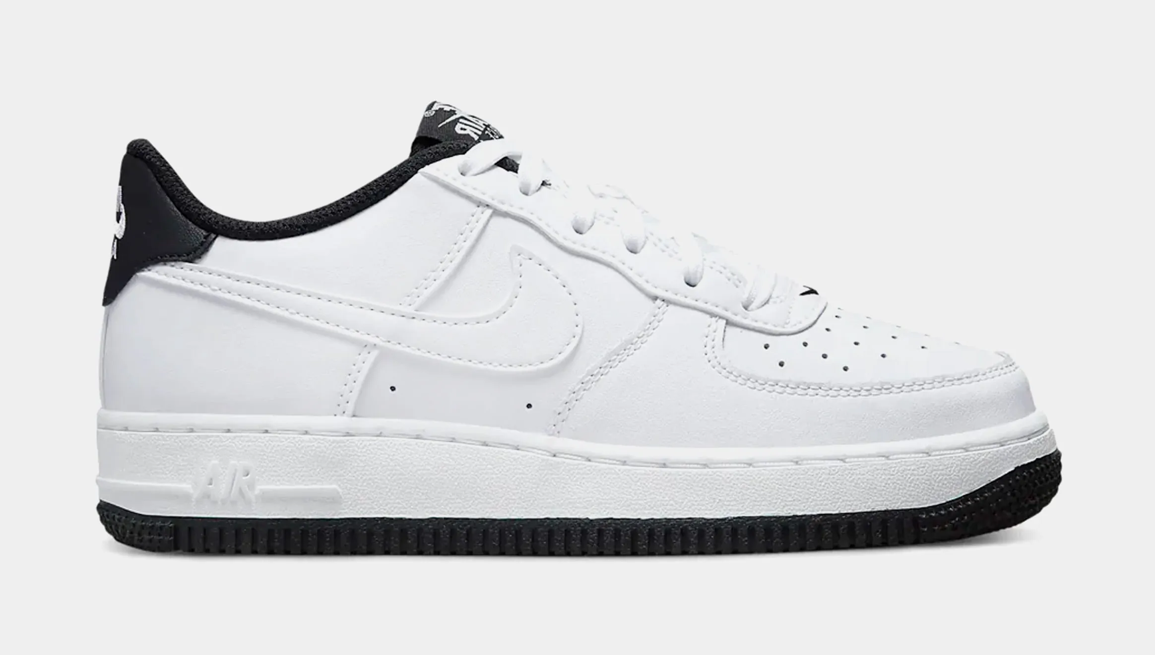 Air Force 1 Grade School Lifestyle Shoes (White/Black)