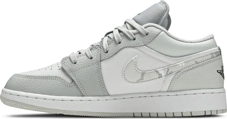 Air Jordan 1 Low SE GS White Camo sneakers, white