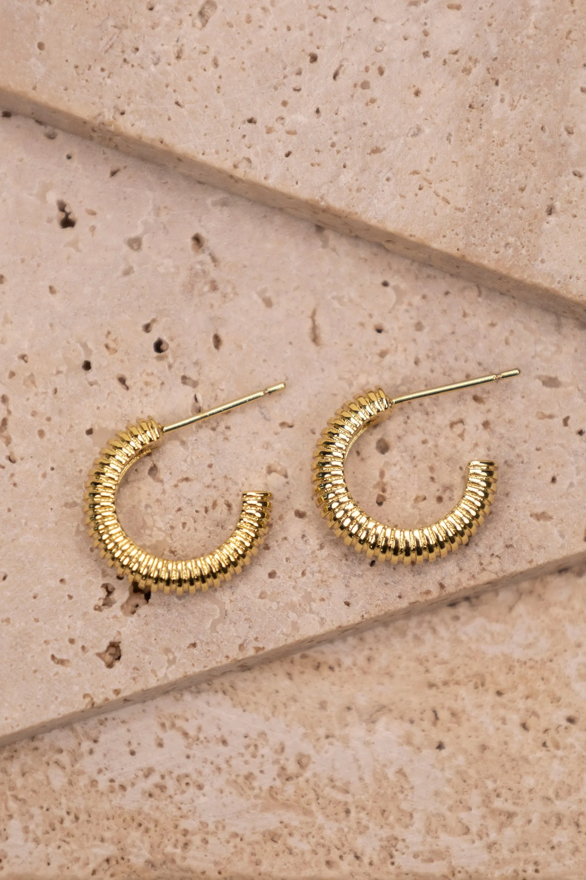 B.b Lila Simple Staple Hoops