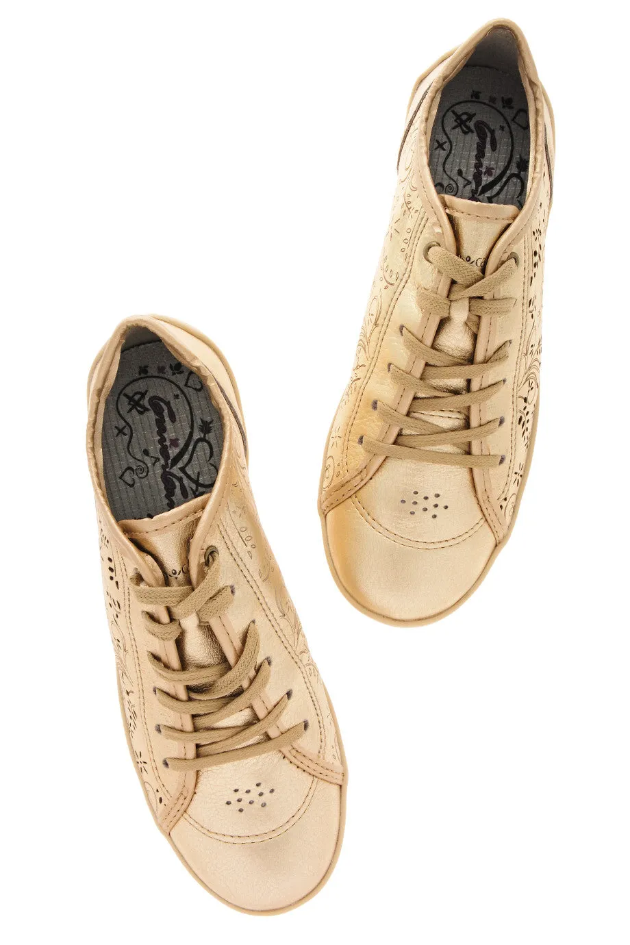 CRAVO & CANELA CINNA Gold Cut-Out Leather Sneakers