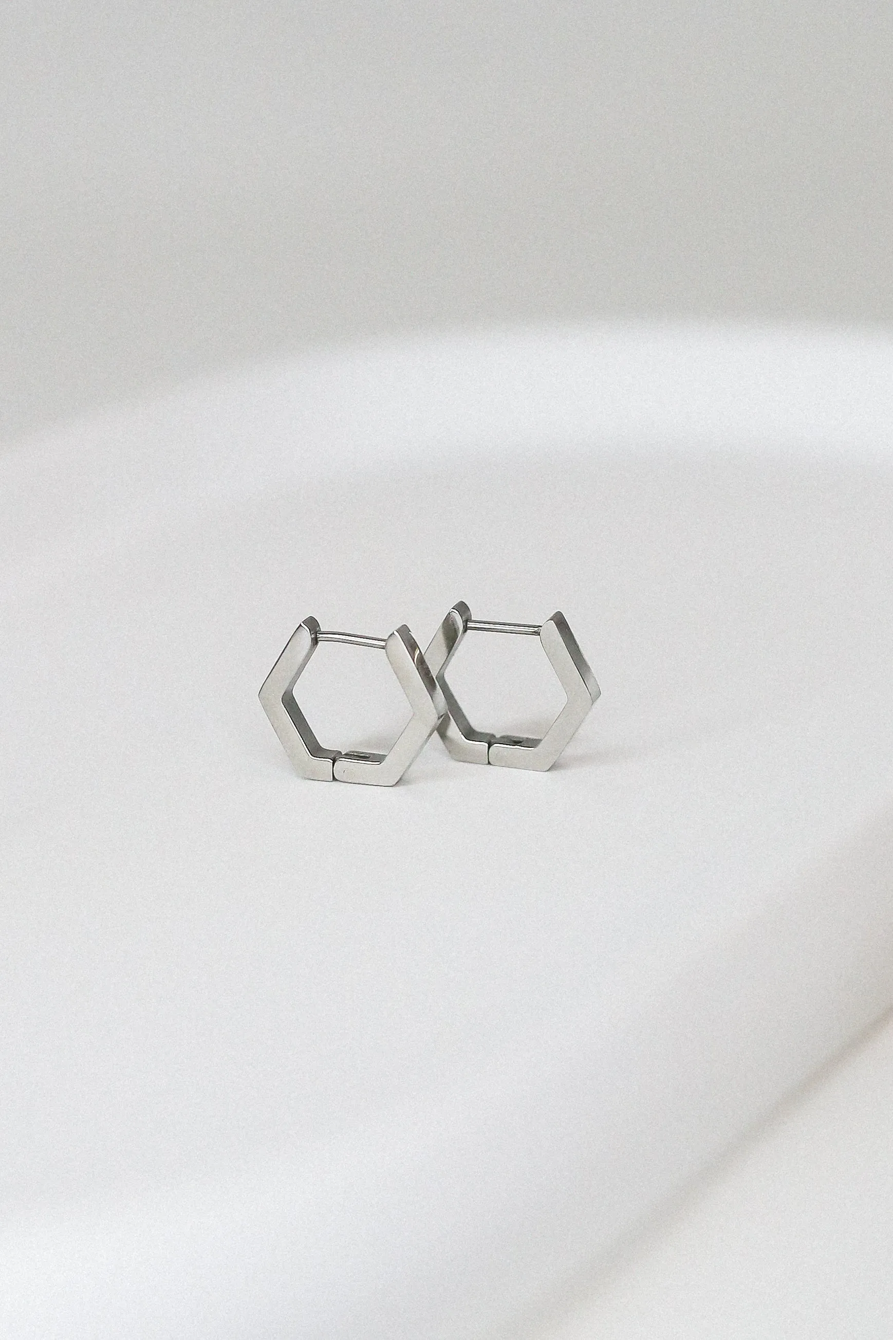 Hexagon Hoops