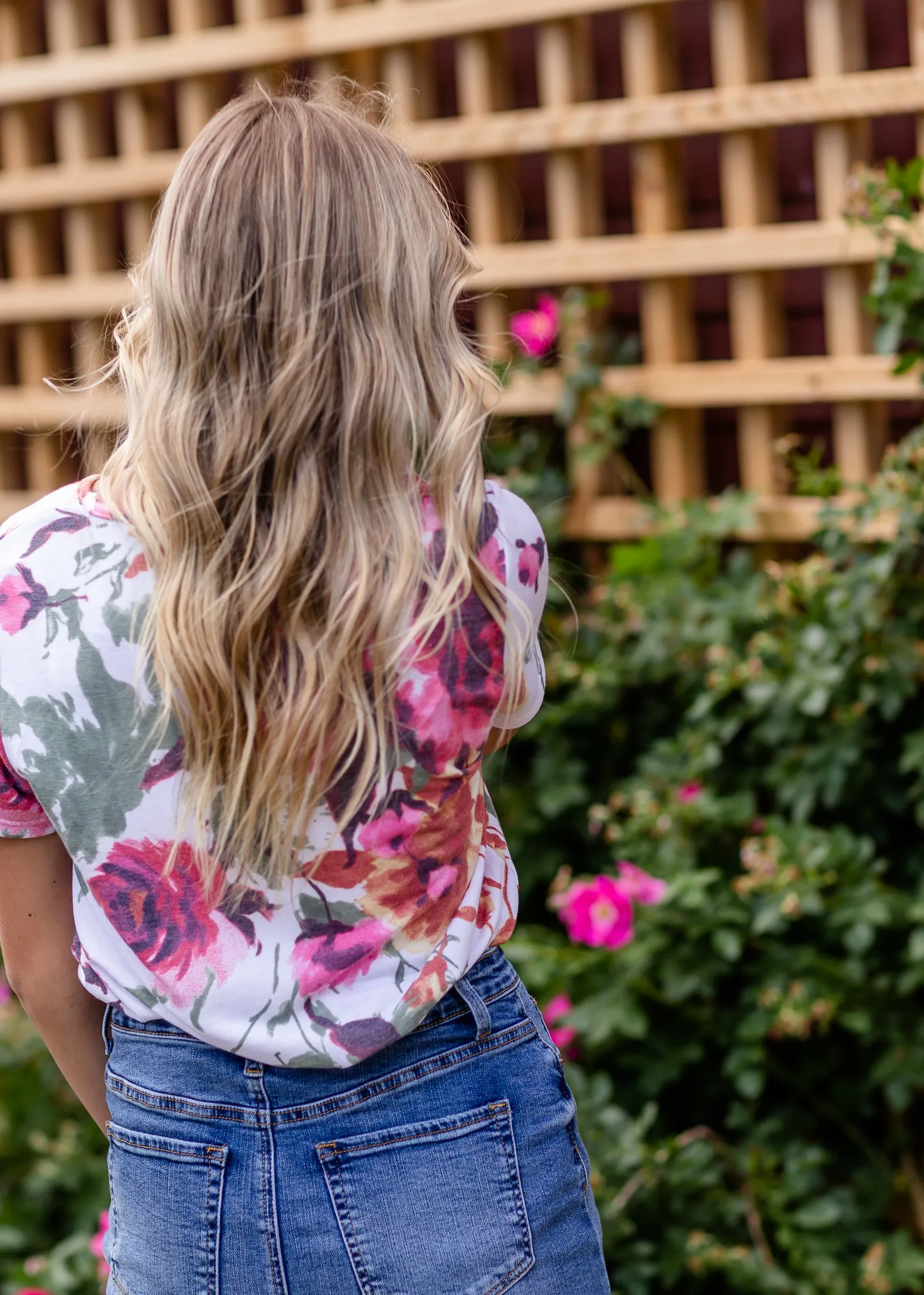 Ivory Round Neck Basic Floral Tee