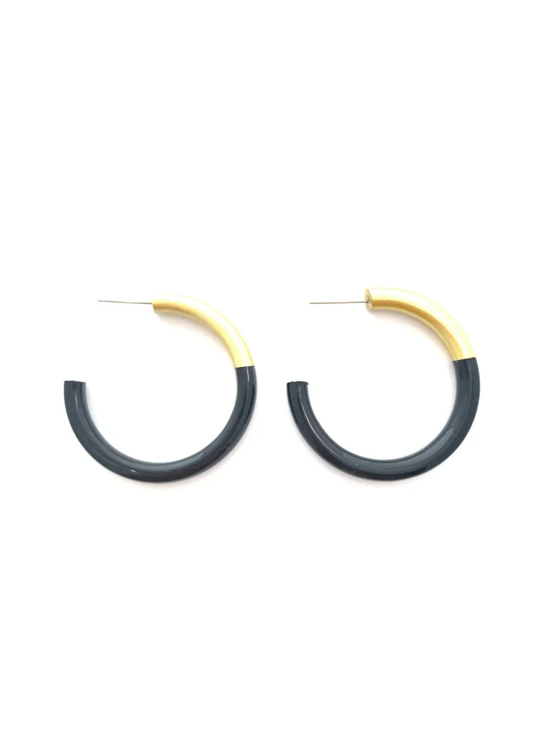 Liz Medium Hoops in Black