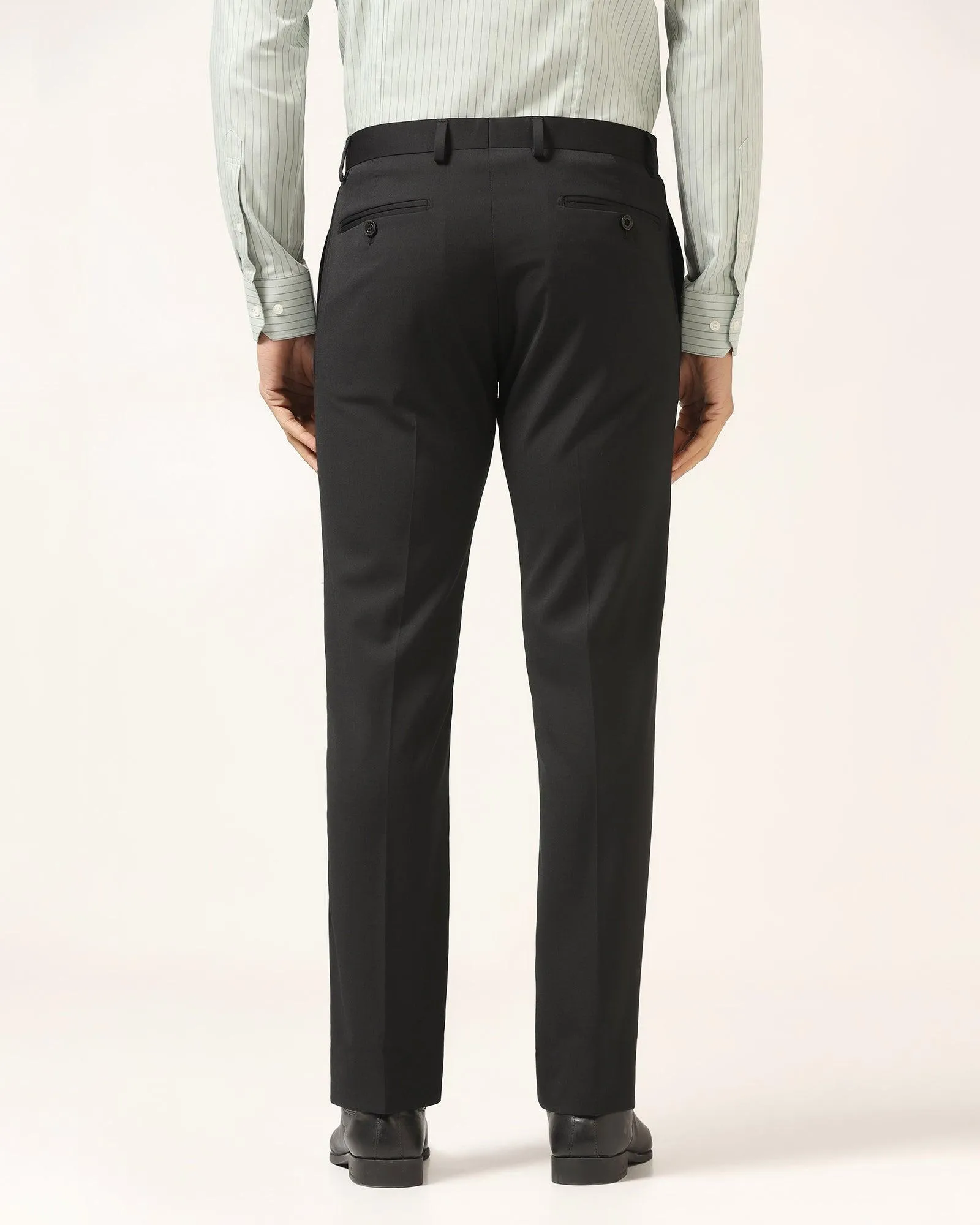 Luxe Slim Comfort B-95 Formal Black Solid Trouser - Triumph