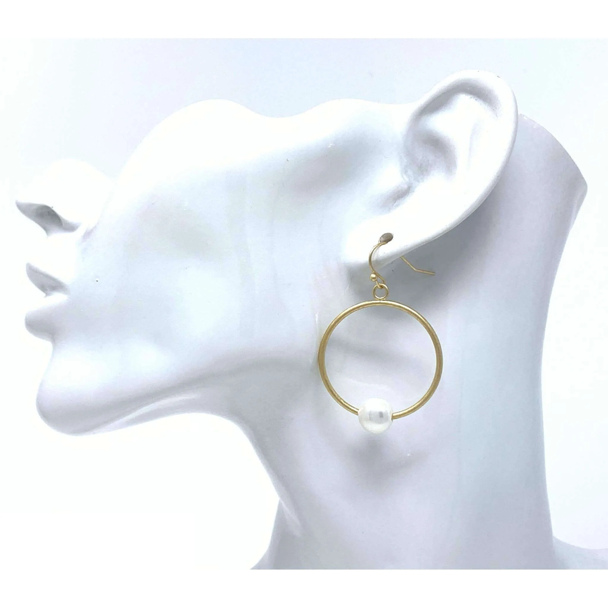 Matte Gold Hoop Pearl Earrings