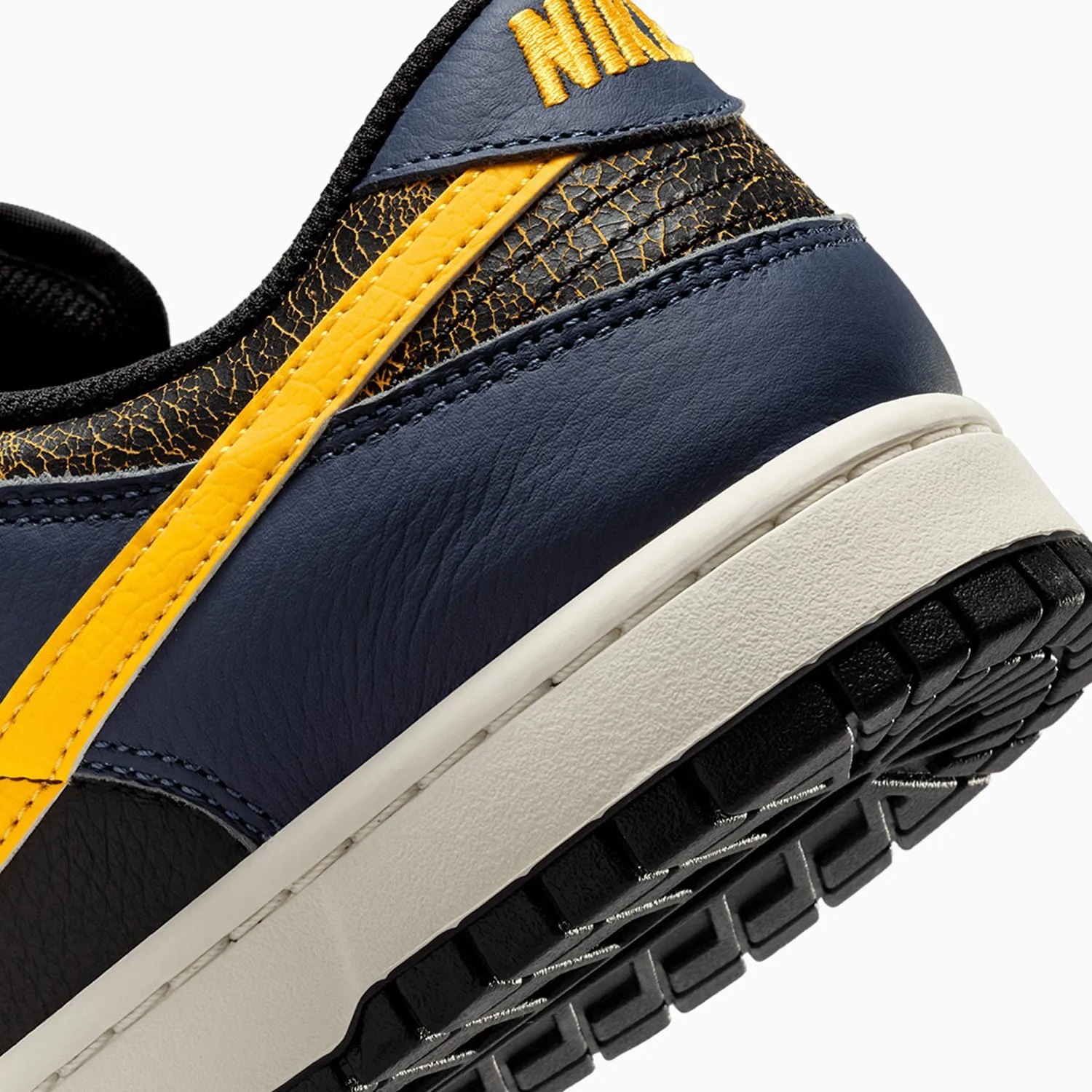 Men's Dunk Low Retro "Vintage Michigan"