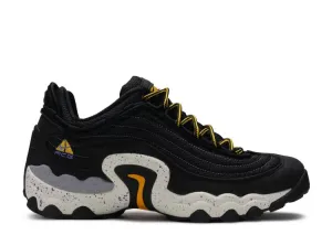 Nike ACG AIR SKARN 'UNIVERSITY GOLD' sneakers, black