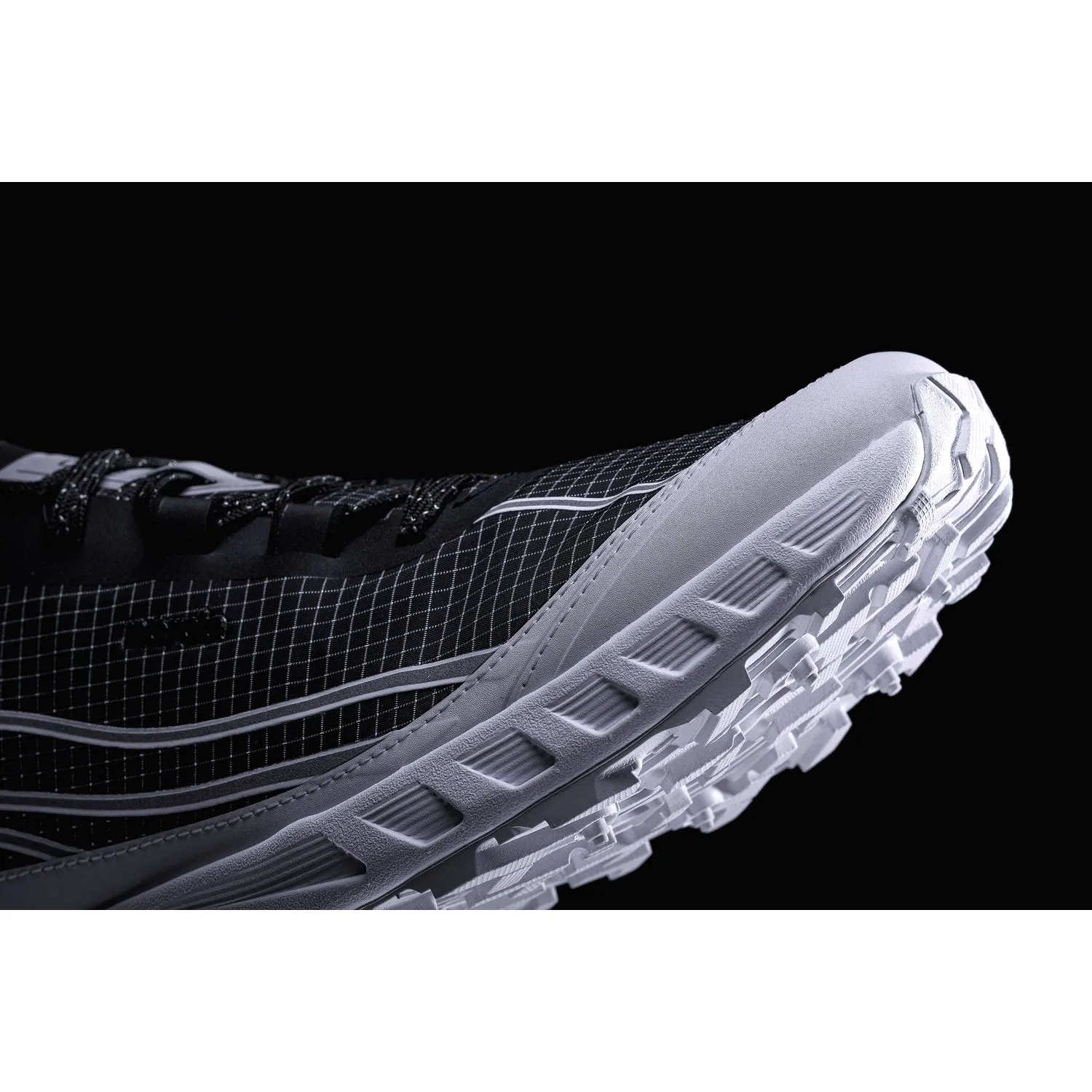 Norda 002 Trail Running Shoe (Summit Black)