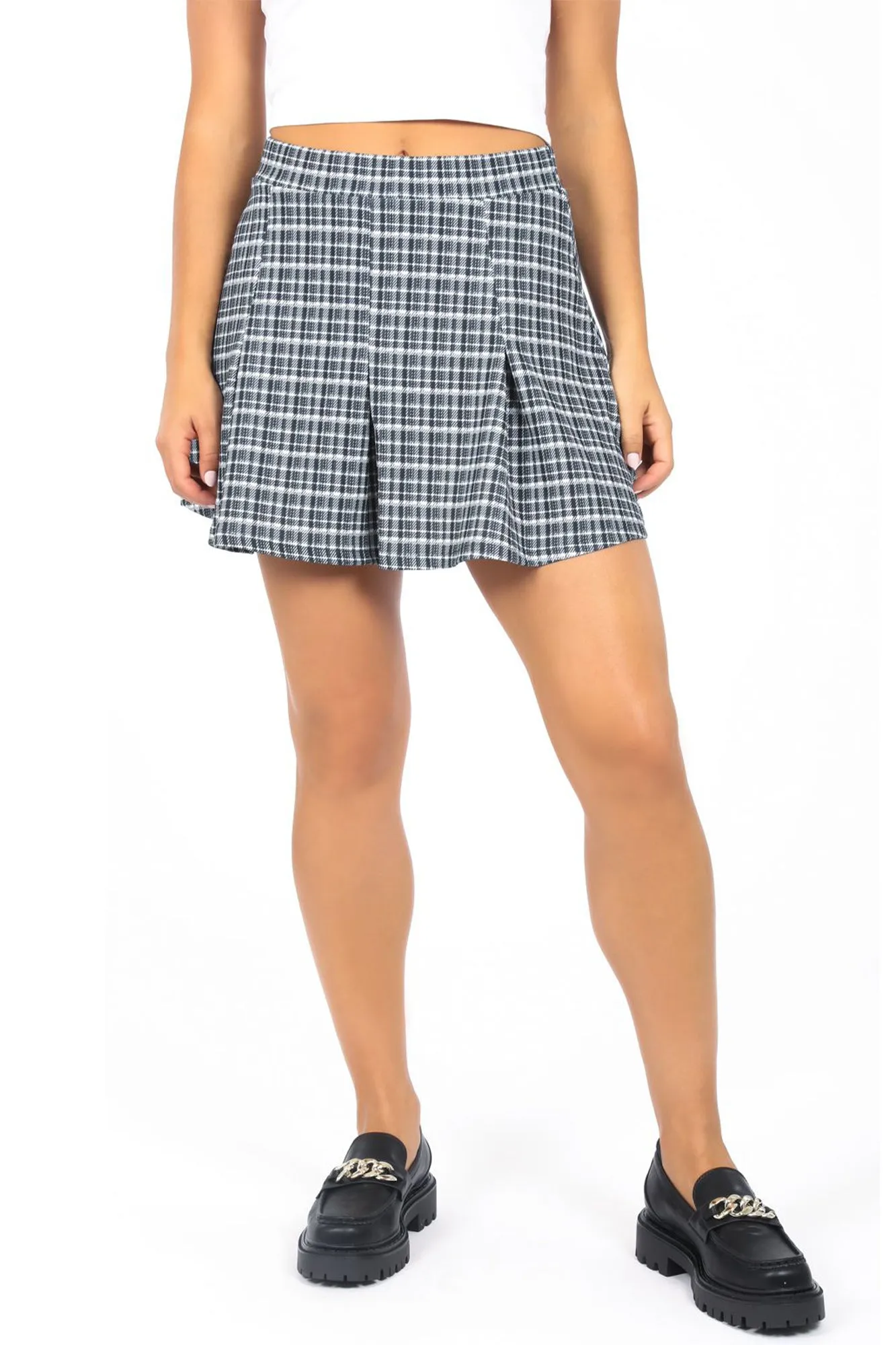 PLAID CREPE KNIT PLEATED SKIRT IN BLACK