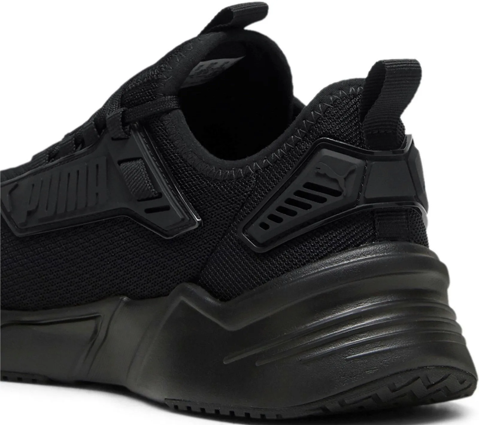 PUMA MEN'S RETALIATE 3 TRIPLE BLACK RUNNING SHOES