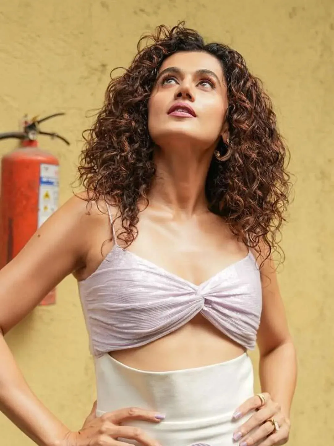 Taapsee Pannu In Enamel Huggies