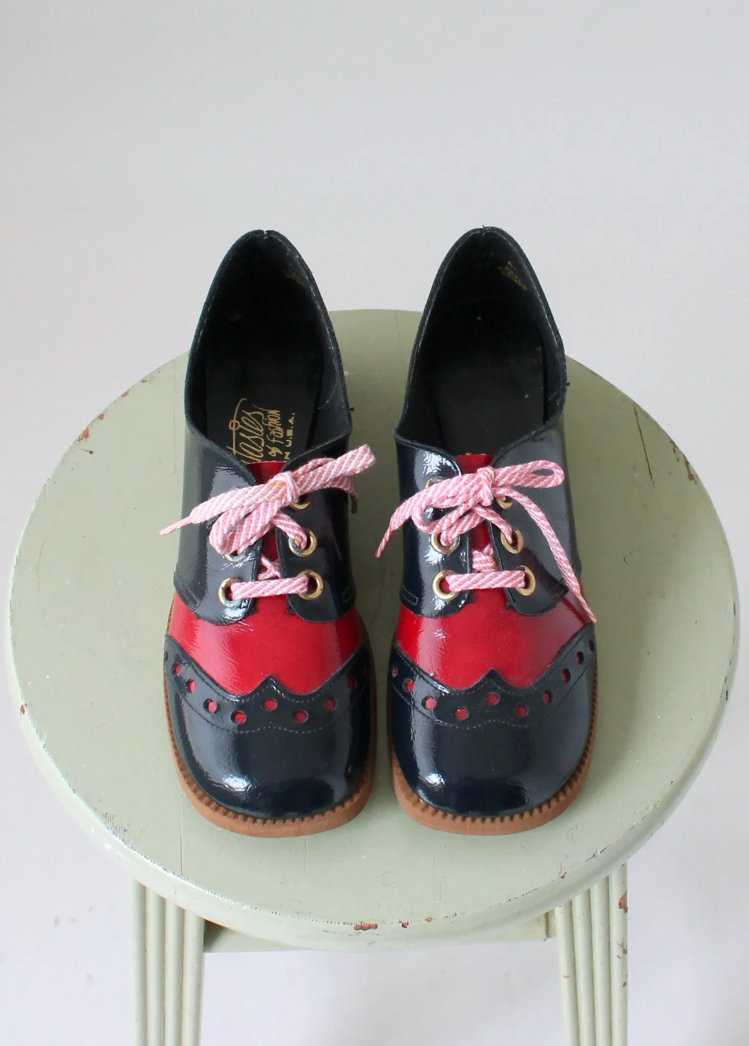 Vintage 1960s MOD Navy and Red Oxfords